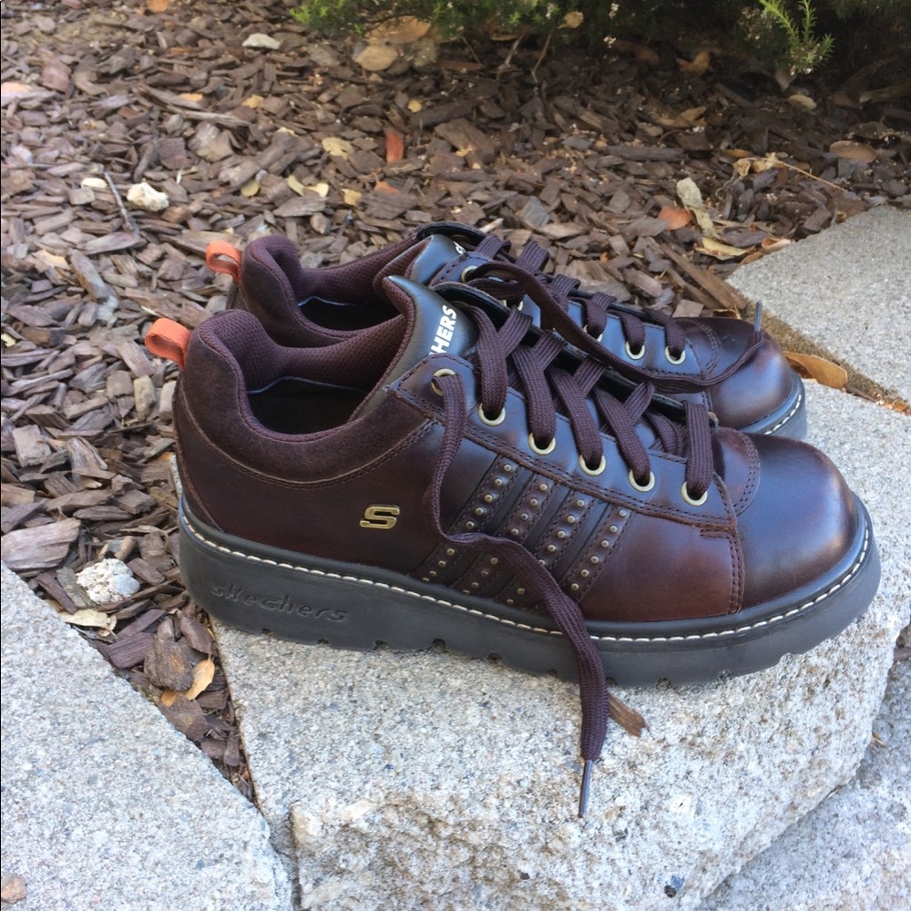 Skechers